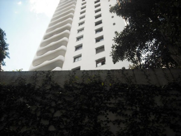 CONDOMÍNIO EDIFÍCIO PAÇO DE SEVILHA (22 andares)